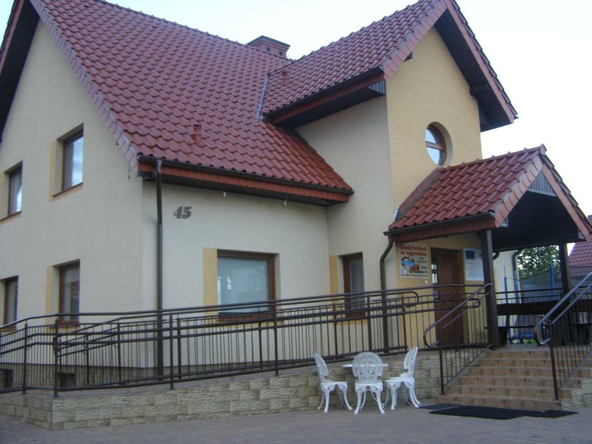 Gosciniec W Ogrodzie Apartamento Brusy Exterior foto