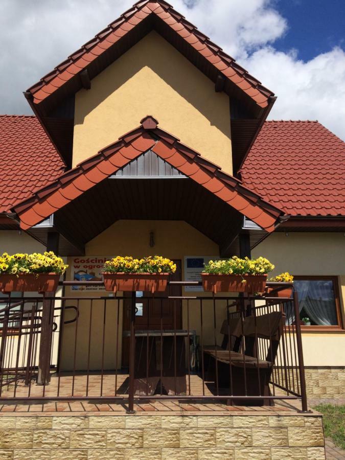 Gosciniec W Ogrodzie Apartamento Brusy Exterior foto