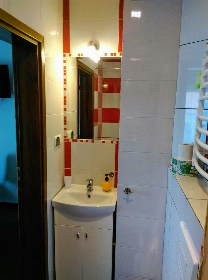 Gosciniec W Ogrodzie Apartamento Brusy Exterior foto
